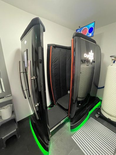 Professional Whole-Body Cryotherapy Chamber