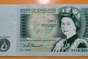 Bank of England One Pound Unc banknote Queen Elizabeth II