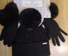 Anne Klein beans and touch glove set