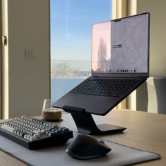 Aero Slim laptop stand