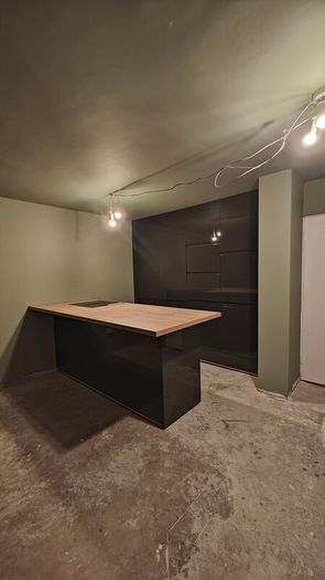 Kitchens Wardrobes maker and fitter, furniture, cabinet, press