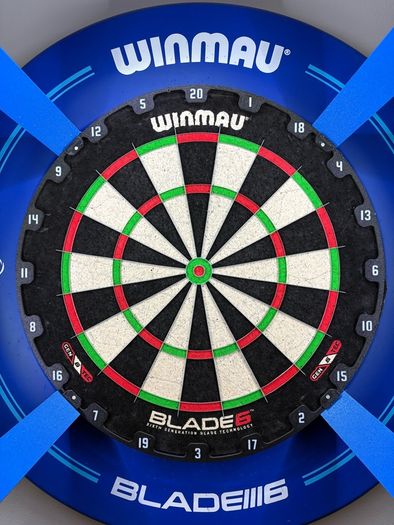 Winmau Blade 6 - Great condition