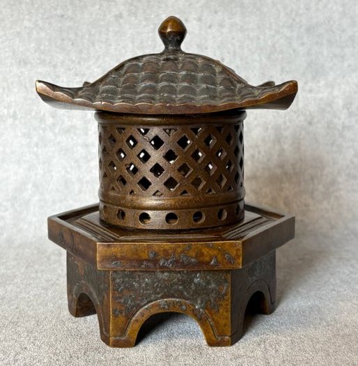 Antique Chinese Bronze Pagoda Latern/Incense Burner