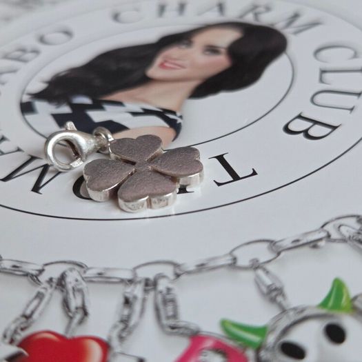 Thomas Sabo Four-Leaf Clover Charm  925 sterling silver with a lobster clasp