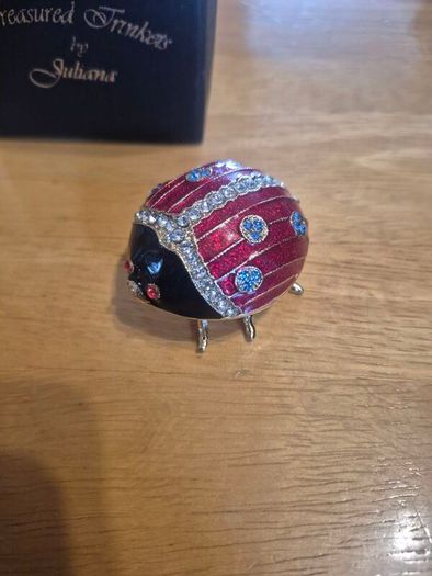 Lovely Mini Ladybug Trinket Box