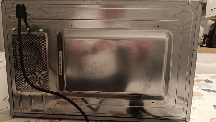 BOSCH Built-in microwave 900W - only 80 euro