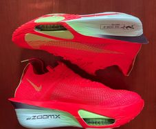 BRAND NEW Nike Alphafly 3 - Red