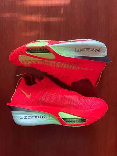 BRAND NEW Nike Alphafly 3 - Red