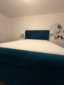 King size bed