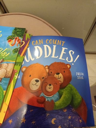 4 beautifully illustrated early childrens books