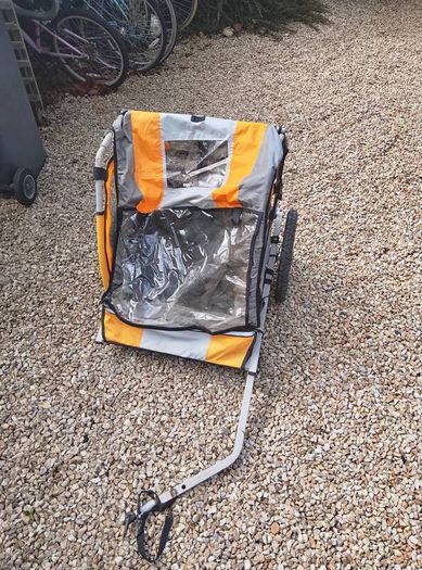 bike trailer for two children