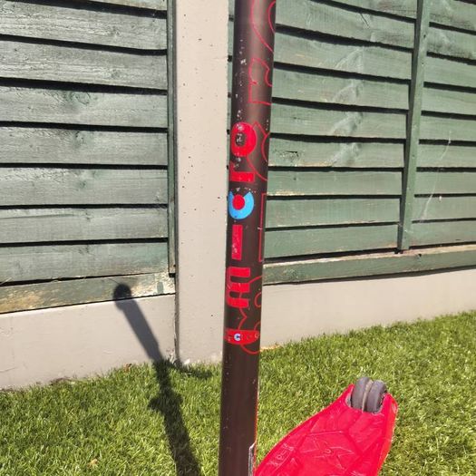 Red Micro Maxi Scooter