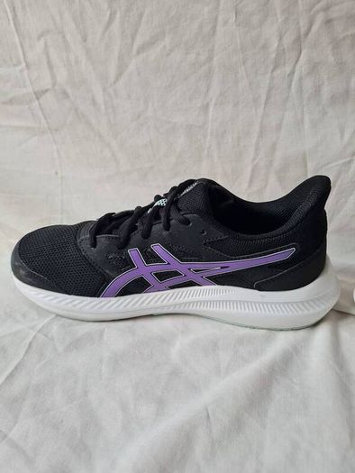asics jolt 4 Size 5.5 eu 39.5 black In like new condition