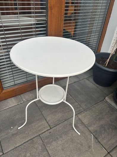 white garden table