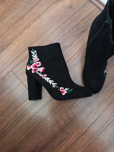 Primark  Black Ankle Boots. New.  S.6.