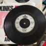 The Kinks How Are You 1986 LON 119 - 7 Inch Vinyl Record 45rpm Image 3
