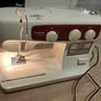sewing machine Image 3