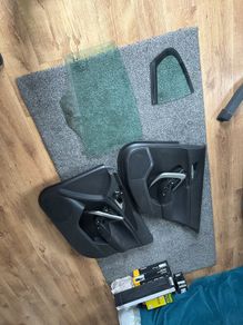 Opel Insignia Drivers Side (RHS) Door Cards & Glass - Full Set Buttons
