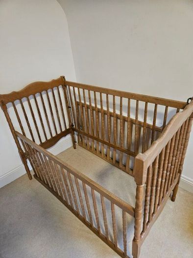 Baby cot