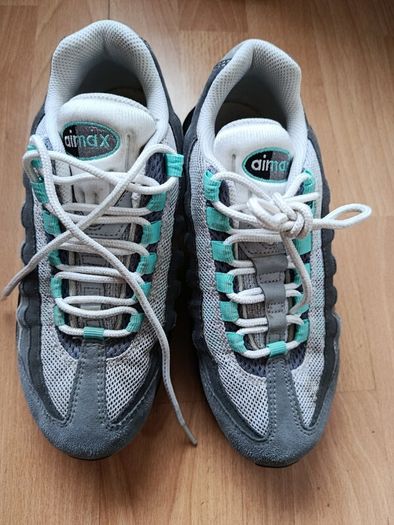 Nike Air Max 95 Hyper Turquoise Size UK 4