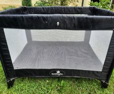 Babylo Travel Cot /  Playpen