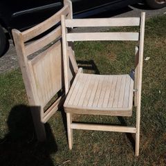 Foldable chairs