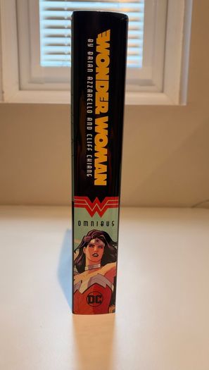 Wonder Woman by Brian Azzarello and Cliff Chiang Omnibus