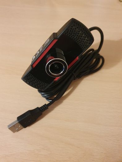HD 720p PC Webcam Camera with Built-In Microphone for PC or Mac