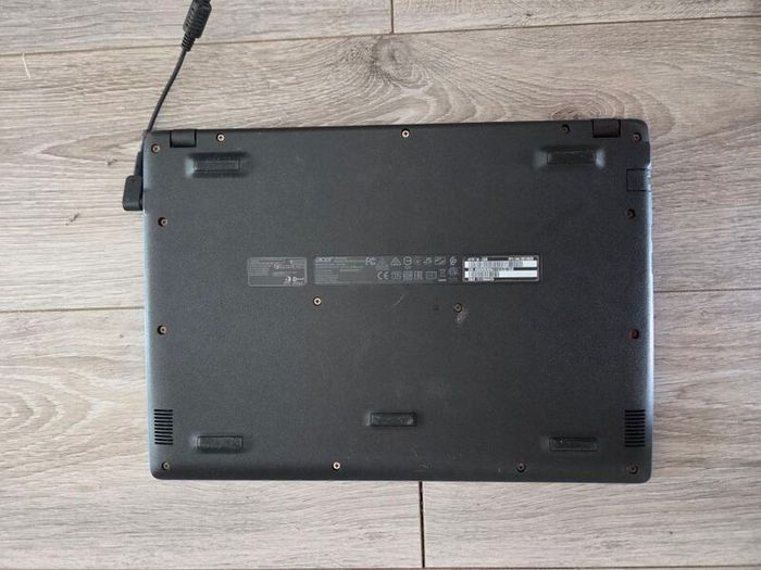 Acer Aspire 1