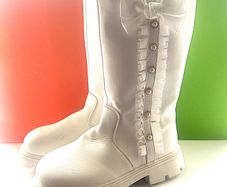 girls, White Bow Boots with Buttons