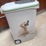 Curver Dog food storage bin Image 3