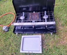Camping double stove with grill and regulator