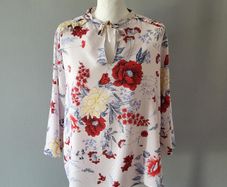 M&S white floral blouse/top, Size 14
