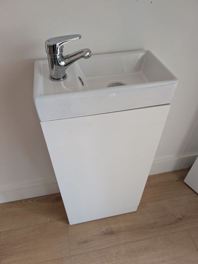 Sink & vanity unit combo
