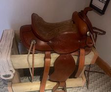 Western saddle