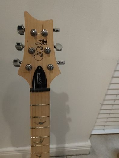 electric guitar