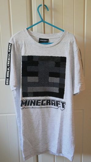 Minecraft Tops x 4 +