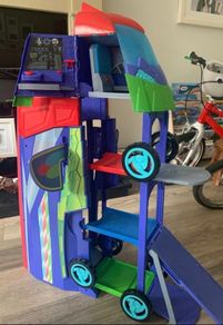pj mask tower and vechles and plane