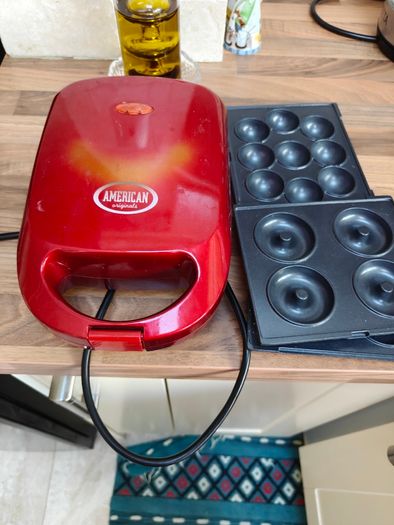 Waffle maker