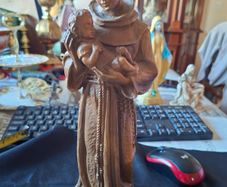 Beautiful Old Large Statue St. Anthony of Padua Holding the Child Jesus. St. Anthony is recognized as the Patron Saint of Lost Things and Desperate Situations, Similar figurines are crafted in Italy or the Valgardena region, Postage Available or collectio