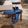 table vice Image 2
