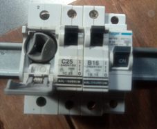63.  Amp. Switch Fuse. And. 3. Circuit.  Breakers