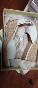 Women shoes