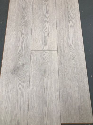 Laminate flooring