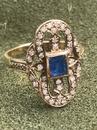 Ring Gold Sapphire Diamond Ring