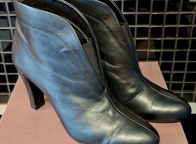 Carvela leather boots