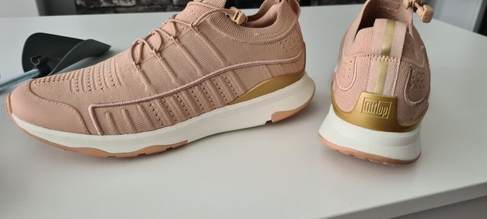 Womens fitflop trainers