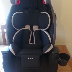 Graco Milestone all in one car seat