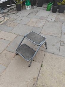caravan step