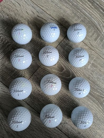 Titleist pro v golf balls